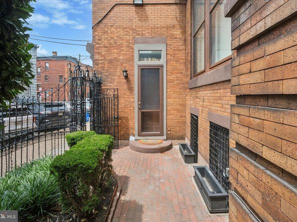 2342 S Broad Street, Philadelphia PA 19145