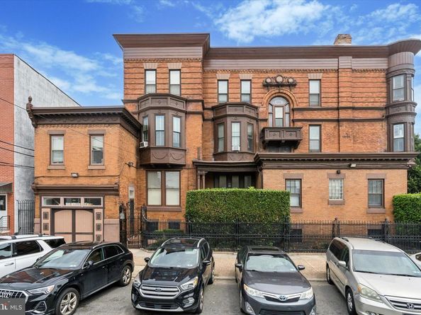 2342 S Broad Street, Philadelphia PA 19145