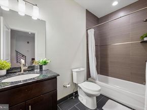 2555 Carpenter Street E, Philadelphia PA 19146