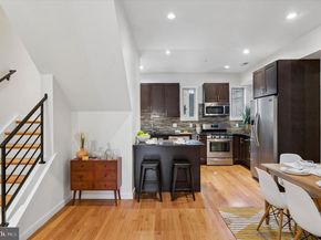 2555 Carpenter Street E, Philadelphia PA 19146