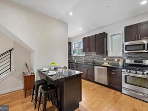 2555 Carpenter Street E, Philadelphia PA 19146
