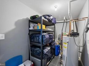 2555 Carpenter Street E, Philadelphia PA 19146