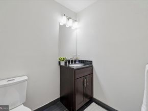 2555 Carpenter Street E, Philadelphia PA 19146