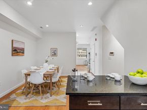 2555 Carpenter Street E, Philadelphia PA 19146