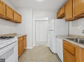 5565 Columbia 412, Arlington VA 22204