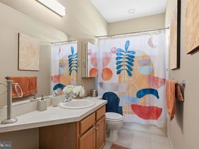 1136 Maxwell Manor, Warwick PA 18974