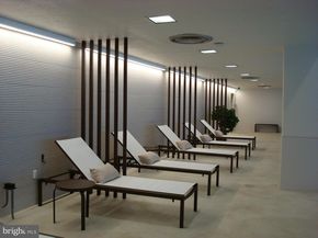 4200 NW Massachusetts Avenue NW 313, Washington DC 20016