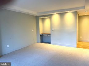 4200 NW Massachusetts Avenue NW 313, Washington DC 20016