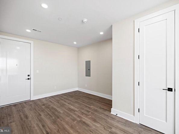 824 18TH Street NE 11, Washington DC 20002