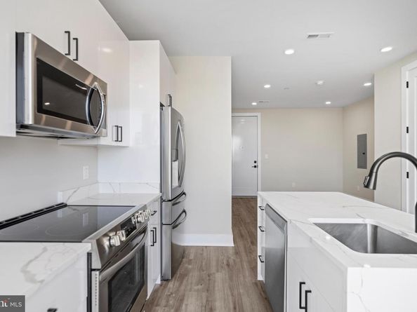 824 18TH Street NE 11, Washington DC 20002