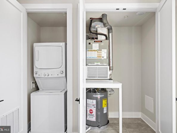 824 18TH Street NE 11, Washington DC 20002