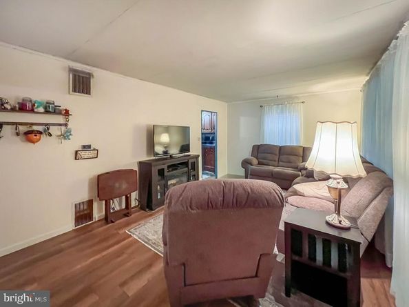 244 Guilford Road, Fairless Hills PA 19030