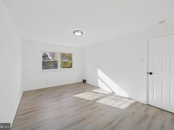 12516 Medford Place, Philadelphia PA 19154