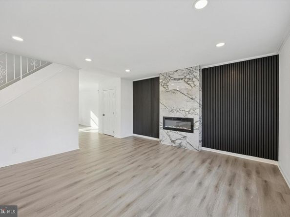 12516 Medford Place, Philadelphia PA 19154