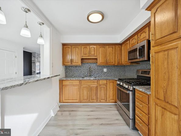 12516 Medford Place, Philadelphia PA 19154