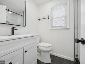 12516 Medford Place, Philadelphia PA 19154