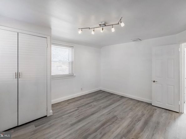 148 Meadowbrook Avenue, Upper Darby PA 19082