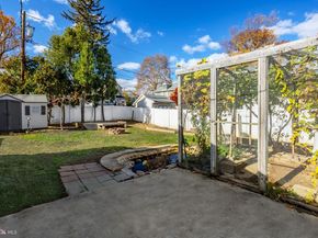 148 Meadowbrook Avenue, Upper Darby PA 19082