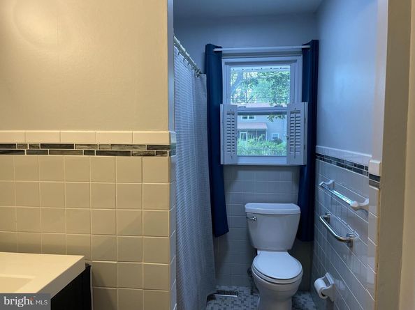 181 Campmeeting Road, Willow Grove PA 19090