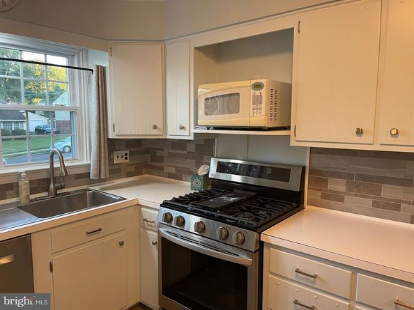 181 Campmeeting Road, Willow Grove PA 19090