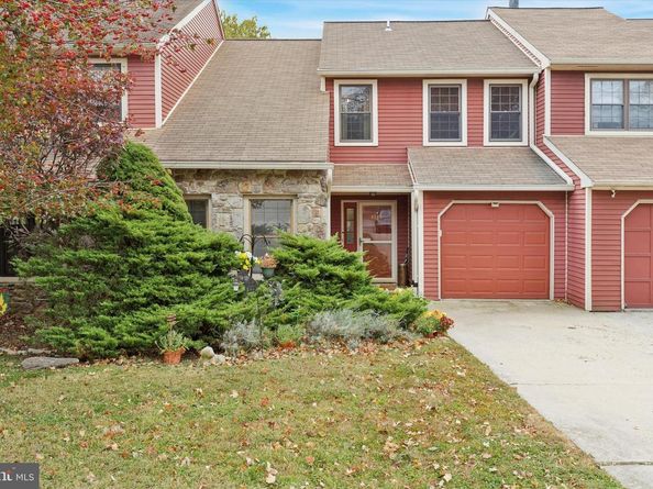 8550 Trumbauer Drive, Glenside PA 19038