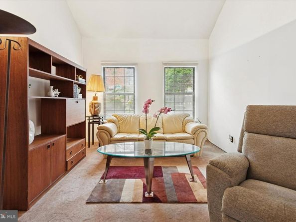 8550 Trumbauer Drive, Glenside PA 19038