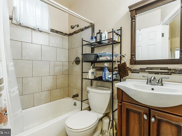 1911 S Galloway Street, Philadelphia PA 19148