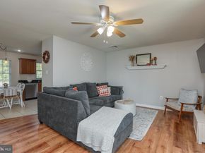 62 Indian Creek Drive, Levittown PA 19057