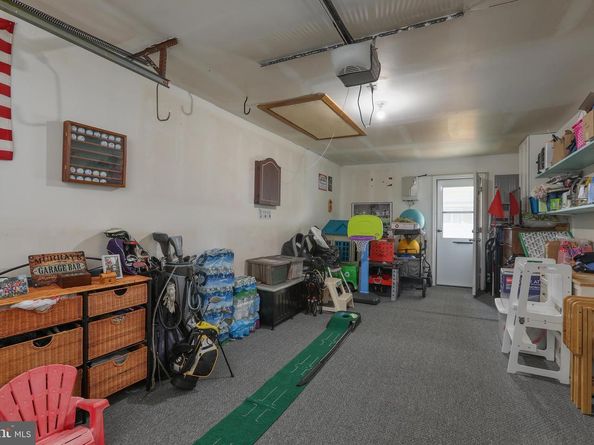 62 Indian Creek Drive, Levittown PA 19057