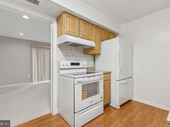 1049 Margate Court, Sterling VA 20164