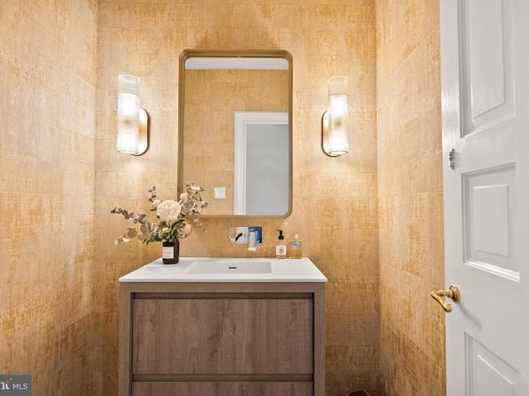 1914 35TH Street NW, Washington DC 20007