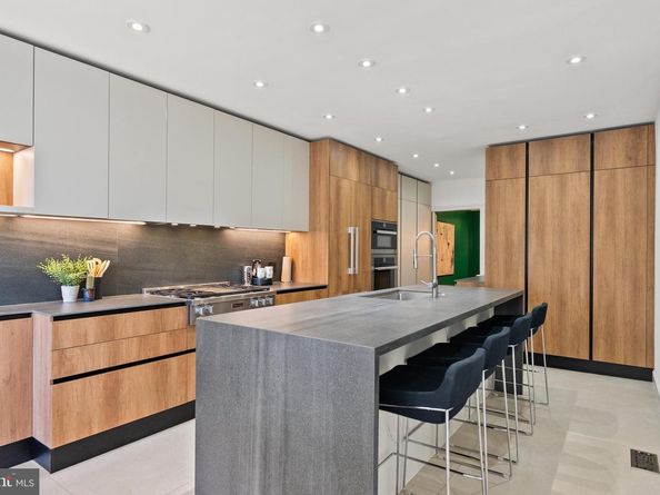 1914 35TH Street NW, Washington DC 20007