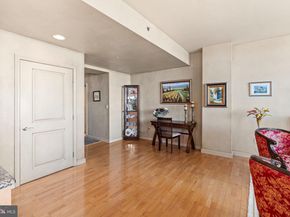 901 N Penn Street P1006, Philadelphia PA 19123