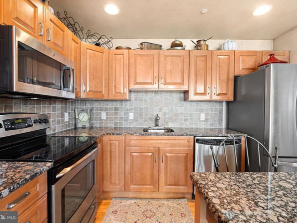 901 N Penn Street P1006, Philadelphia PA 19123