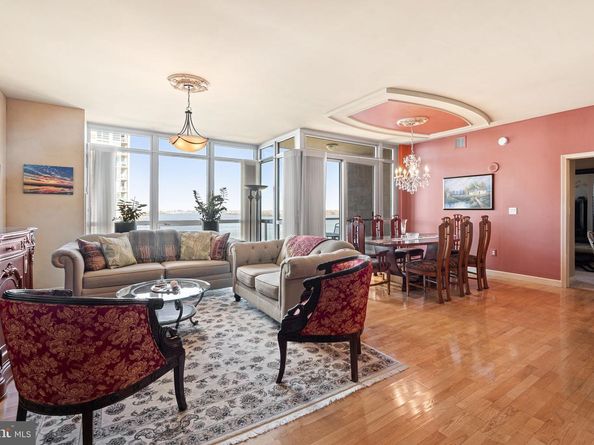 901 N Penn Street P1006, Philadelphia PA 19123