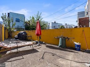 1110 W Moyamensing Avenue, Philadelphia PA 19148