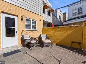 1110 W Moyamensing Avenue, Philadelphia PA 19148
