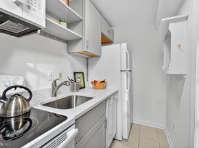 1729 N Queens Lane N 1116, Arlington VA 22201