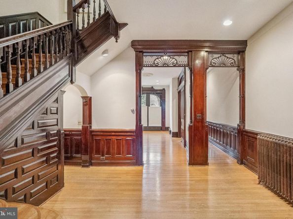 2012 R Street NW, Washington DC 20009