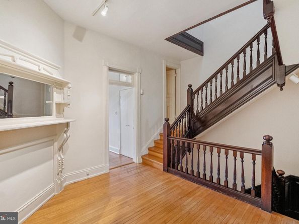 2012 R Street NW, Washington DC 20009