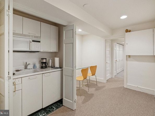 2012 R Street NW, Washington DC 20009