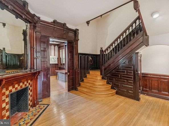 2012 R Street NW, Washington DC 20009