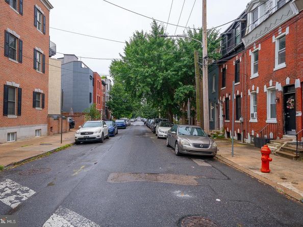 2406 Catharine Street, Philadelphia PA 19146