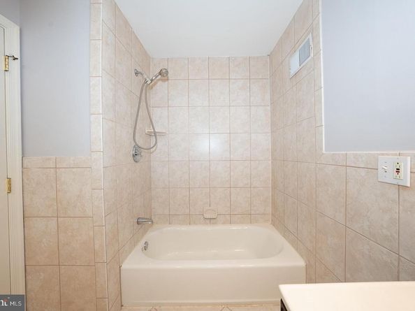 2406 Catharine Street, Philadelphia PA 19146