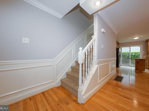 2406 Catharine Street, Philadelphia PA 19146