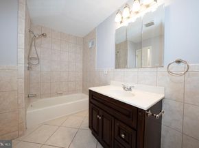 2406 Catharine Street, Philadelphia PA 19146