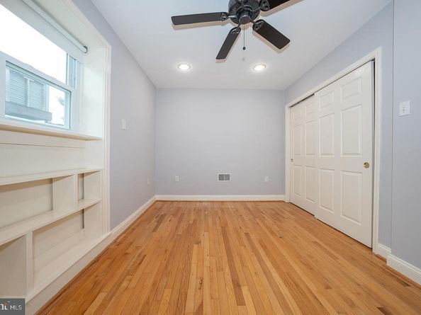 2406 Catharine Street, Philadelphia PA 19146