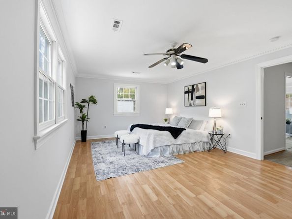 7122 Westmoreland Road, Falls Church VA 22042