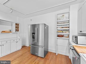 419 W School House Lane, Philadelphia PA 19144