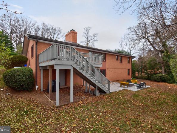 6104 Robinwood Road, Bethesda MD 20817